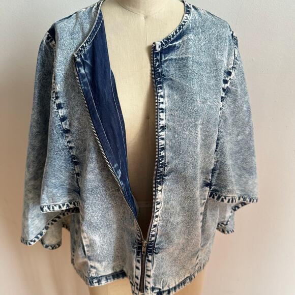 Retro LOVE GENERATION Acid-wash Denim Poncho - Picture 8 of 12